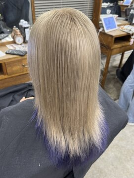アジールヘア 北千住駅西口店(agir hair) ペールラベンダーインナーカラー ベージュ 北千住