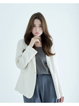 フォルテステラ(FORTE STELLA) 小顔に見せるヘア 大人かわいいナチュラルスタイル