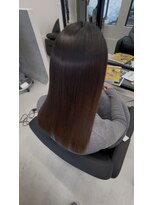 エン 久安(en.)&nbsp;ココアグレージュ×艶ストレート｜30代40代人気