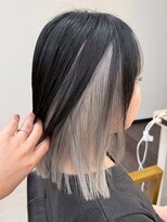 アリープパロット(ALEAP parrot)&nbsp;ミディアムボブ/インナーカラー/ホワイト【ALEAP parrot/多賀】