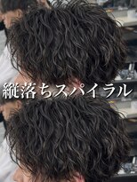 オーバル ジングウマエ(OVARL jingumae)&nbsp;縦落ちスパイラル×センターパート