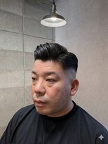ワンワンオー バーバーショップ コンチネンタル(@110 BARBER SHOP continental) サイドパート・スキンハイフェード