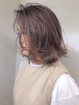 ヌイ 横浜(nui) ラベンダーアッシュ_ネイビーカラーフレンチボブ