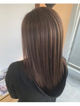 フラム ヘアデザイナーズ(FuLAM Hair designers*) 透明感のあるツヤ髪スタイル