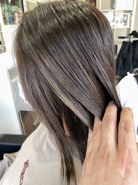 シンヤヘアーズ(SHINYA HAIRS) シャドールーツ