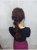 編みおろしヘアアレンジ