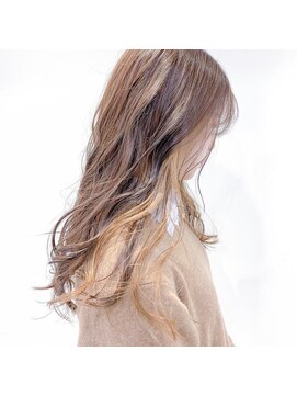 アッシュ 二子玉川店(Ash) インナーカラー ベージュ