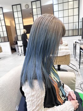 アテナ 六本松店(ATENA) ターコイズブルーグラデーション