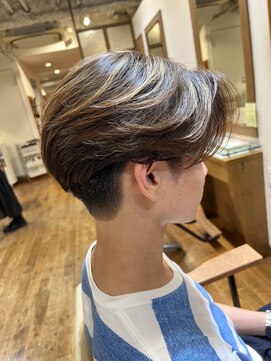 エクリ 麻布十番(equri) ハイライトニュアンスパーマセンターパート