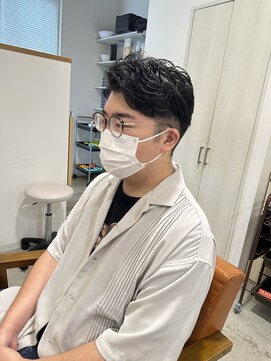 ジジ 宇都宮(Gigi) 2ブロック/マッシュ/メンズウルフ/スパイキーショート