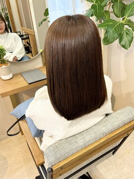 ウェルク(welc) 黒髪グレーベージュレイヤーロング前髪パーマアッシュブラック