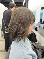 ココ 本八幡(KOKO)&nbsp;★デザインカラー/レイヤーカット/ウェットヘアオリーブベージュ