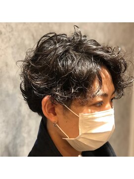 トリル(TRILL) 大人パーマ