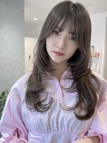 フォト イケブクロ(foto IKEBUKURO)&nbsp;小顔レイヤーロング/前髪アッシュベージュイルミナカラー池袋