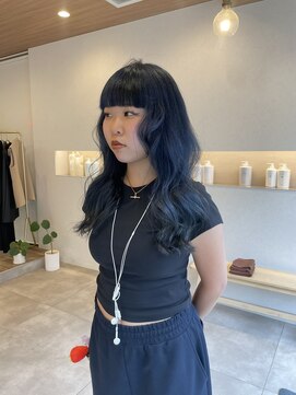 ウタリ(utari) 透明感増しブルーカラー【難波 桜川/ケアブリーチ】