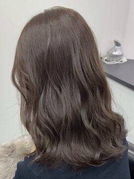 ヘアーアンドビューティー ザ ビー(Hair & Beauty the B) 、