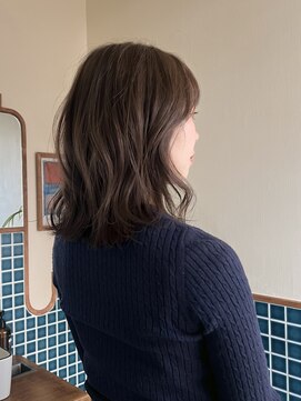 ブリーチなしカラー透明感暗めベージュミディアム