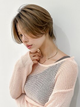 ニューヨークニューヨーク イオンスタイル東淀川店(NYNY) センター分けくびれ耳かけショートカット