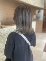 コンティバイミラートーク(CONTY by MIRROR TALK) 大人バレイヤージュ×切りっぱなしボブ