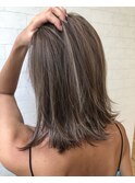 ハイライトを際立たせた外ハネスタイルka