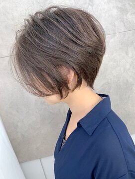 アヴァロン(AVALON) 横顔美人☆×絶壁解消×大人ショート