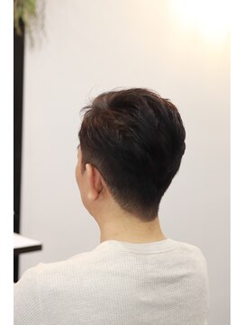 チャーム(CHARM) メンズの刈り上げスタイル