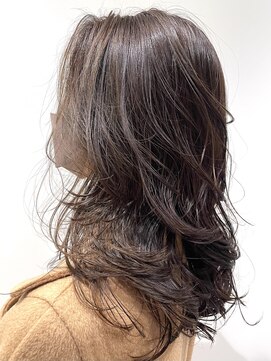 ステア ケース(stair case) 【NATASHA】中盛りレイヤー