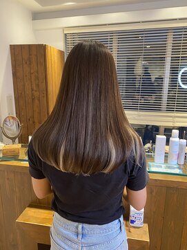 エクリ 麻布十番(equri) 艶髪トリートメント