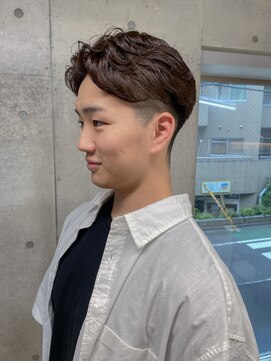 エウペ 渋谷(WEUPE) 束感/波巻き/ハイライト/マッシュパーマ