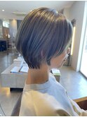 カーキなショートは軽やかね♪