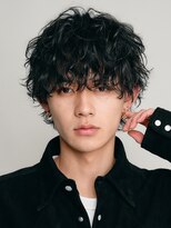 レタッチ バイ フィフス 天神大名(RETOUCH by fifth)&nbsp;福岡天神ゆるめシャドウパーマメンズマッシュウルフカット緩め