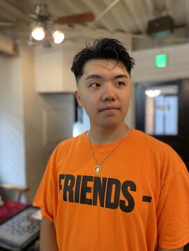 ビーバイエイトジェンツ(Bee by EIGHT GENTS) スペインカール/韓国マッシュ/スパイキーショート/南堀江