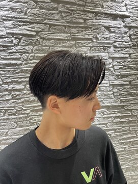 クール ヴィヴィ(Cool ViVi) センターパートマッシュ