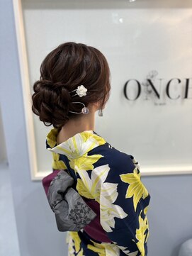 ワンス バイ エメ(ONCE by am'e) アップスタイル