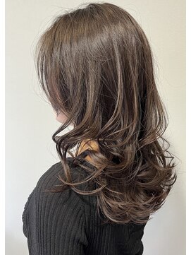 モンド(monde) 大人スタイル・セミロングカール