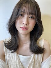 コイン(COIN) 顔回りレイヤーカット