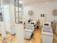 オーガニック おしろタウンシャオ西尾店(Organic)の雰囲気(スタイリストが手洗いで丁寧にシャンプーをさせて頂きます!)