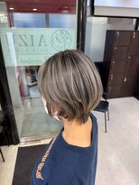 アイズ 本厚木(AIZU) シャドールーツ バレイヤージュ グレージュ