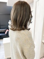 キャアリー(Caary) Caary20代30代40代50代Caary大人ハッシュカット カーキグレー