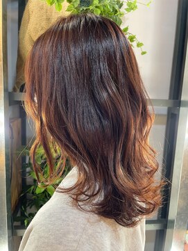 ザ ラボ アングゥ(The Labo ungu) ピンクブラウン/おくれ毛/オージュア