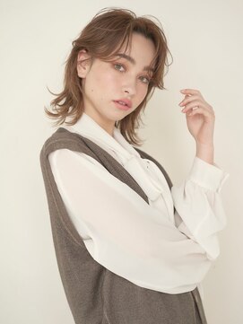 ルクスドレ 新宿(Luxe doree') くびれヘア/アースカラー/地毛風カラー/大人ヘルシー[新宿駅]