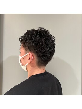 リーオオサカ(Lee Osaka) メンズパーマ