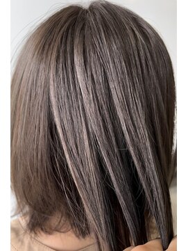 ヨロ(YoLo.) 髪質改善カラー