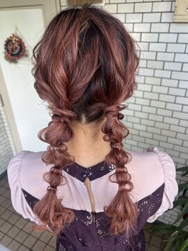 フェリーチェ(Felice) ツインヘア ツイン編みおろし 玉ねぎヘア 可愛い