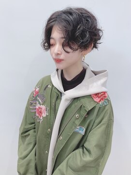 モリオフロムロンドン 松戸店(Morio from London) 【松戸 岩口】大きめカールハンサムショート