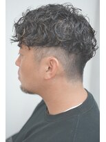 ユノ(juno)&nbsp;メンズパーマ　ハイライト