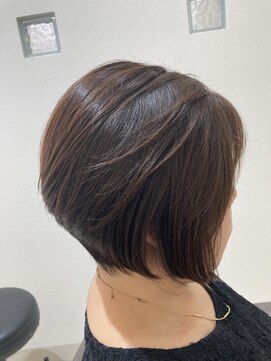 ラ ファブリック 草加(LA FABRIQUE) 【下田】骨格補正グラデーションボブ