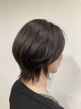 ミシュタ(mishuTA) ショートレイヤーウルフ