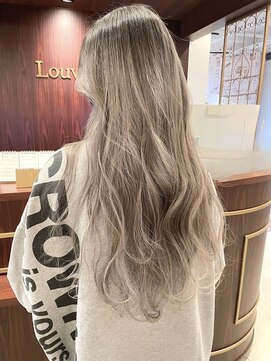 ルーブル(Louvre) 【Louvre】透明感カラー/グラデーション/ハイライト