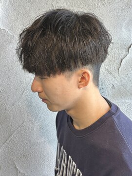 ニアウ 高崎店(Niau) メンズマッシュソフトツイストスパイラルパーマ群馬高崎眉毛